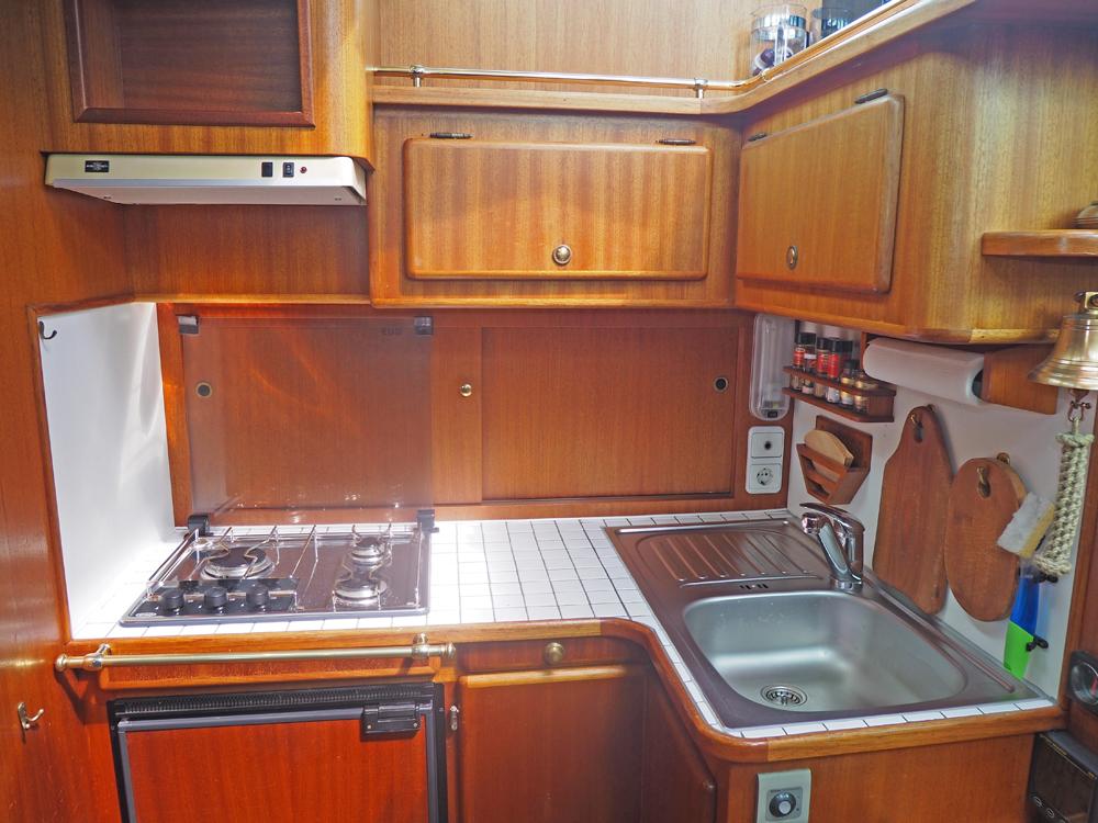 Cabin en avant, H&eacute;bergements